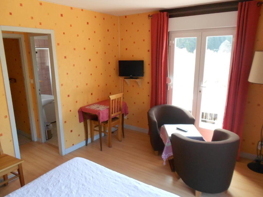 Hotel L'Oree Du Bois Xonrupt-Longemer Oda fotoğraf