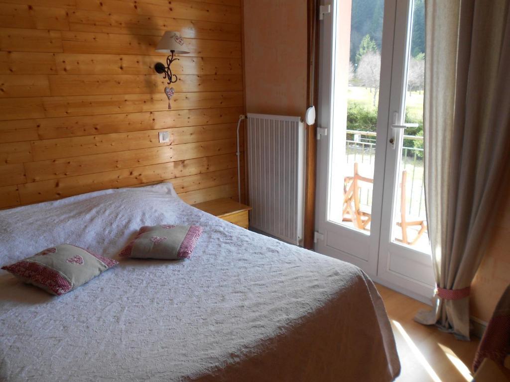 Hotel L'Oree Du Bois Xonrupt-Longemer Oda fotoğraf